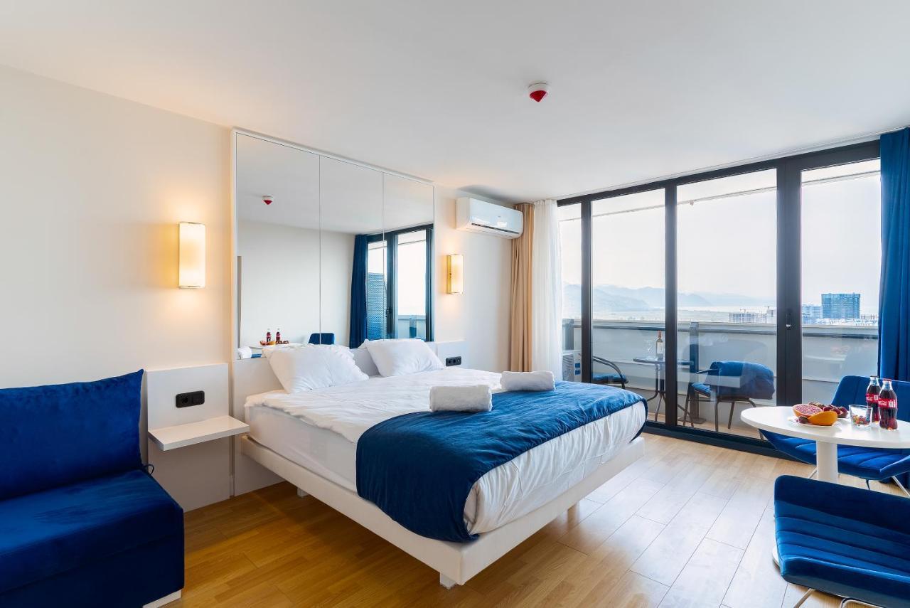 Batumi Orbi Blue Sky Apartments Екстер'єр фото